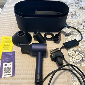 Dyson Supersonic Blowdryer